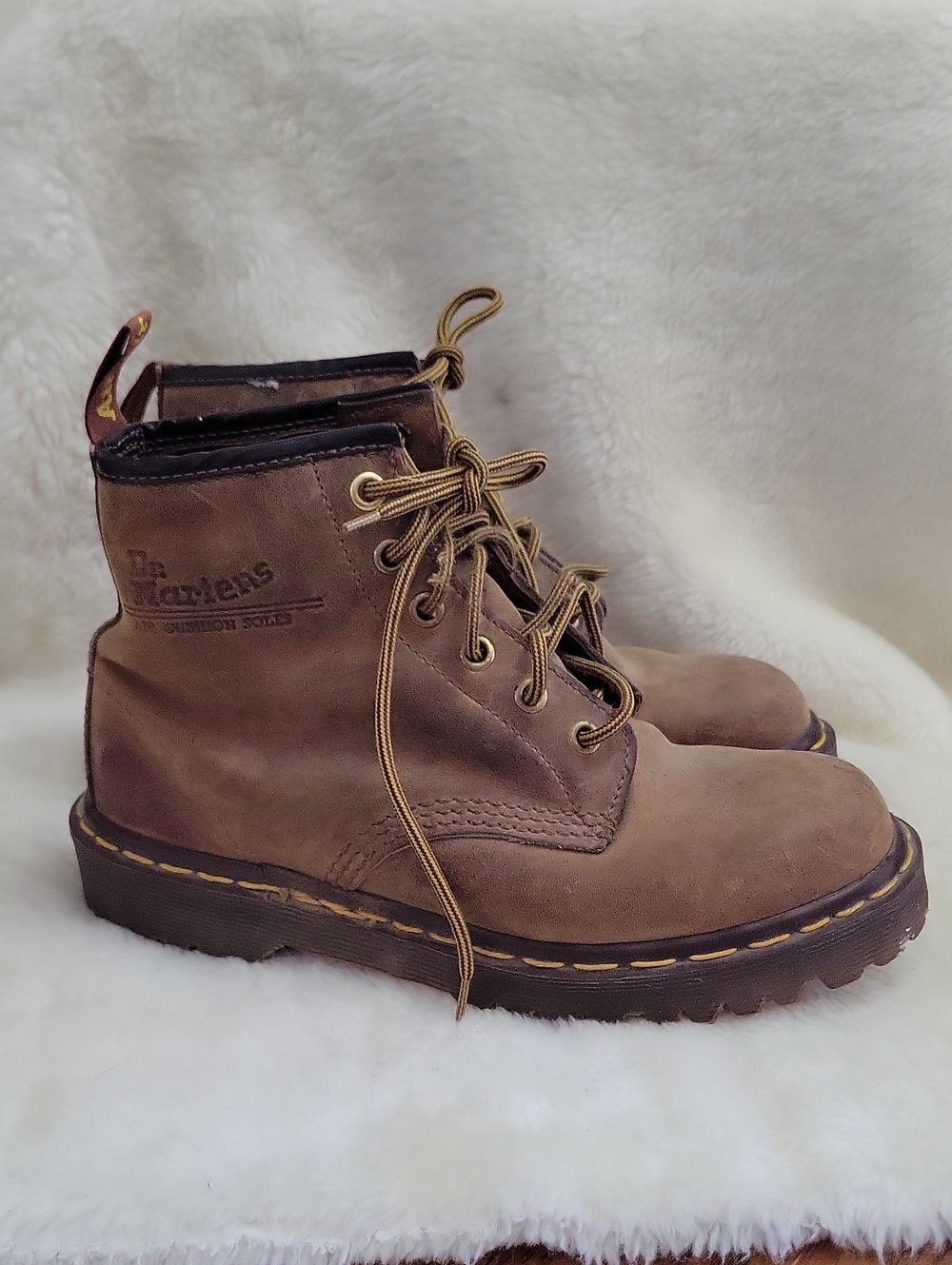 Dr. Martens 939 BEN BOOT CRAZY HORSE LEATHER. Brown Leather. Size 5Men Size 6Wom